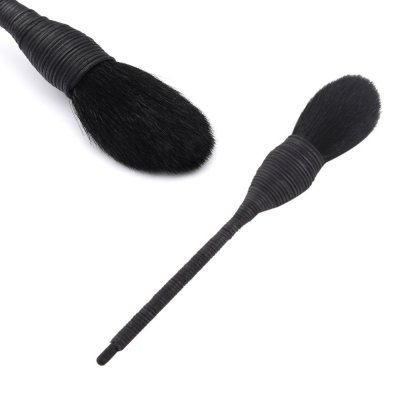 Kabuki Brush