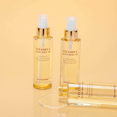 neutriherbs-vitamin-c-glow-body-oil-serum-whitening-brightening-9
