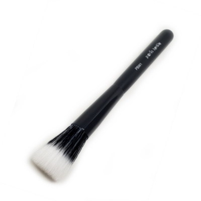 Paris-Berlin-Design-Foundation-Brush-Duo-PBW1