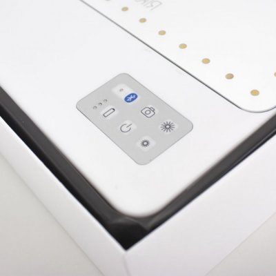 sminkspegel-Glamcor-riki-loves-riki-skinny-sverige-sminkspegel-med-belysnins-selfie-youtube-med-led-lampa-bluetooth